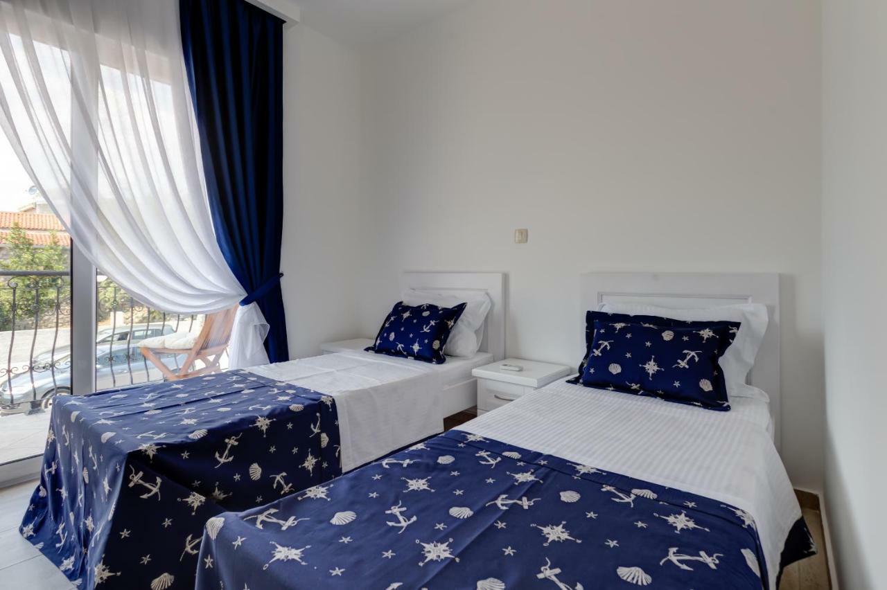 Villa San Apartments Tivat Exterior photo